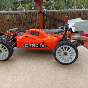 DIY Skid, Front- und Rearbumper für LC Racing EMB-1_20210831_153704.jpg